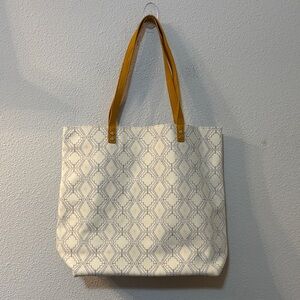 Jewell by Thirty One Stylish White and Tan Tote Bag